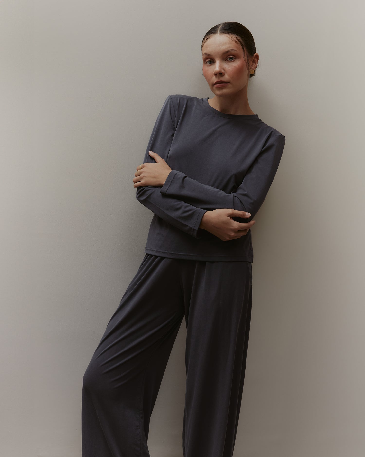 Longsleeve Proud premium modal antracite