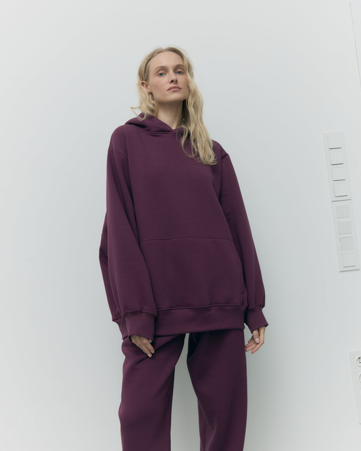 Bluza Patchouli mauve wine z kapturem