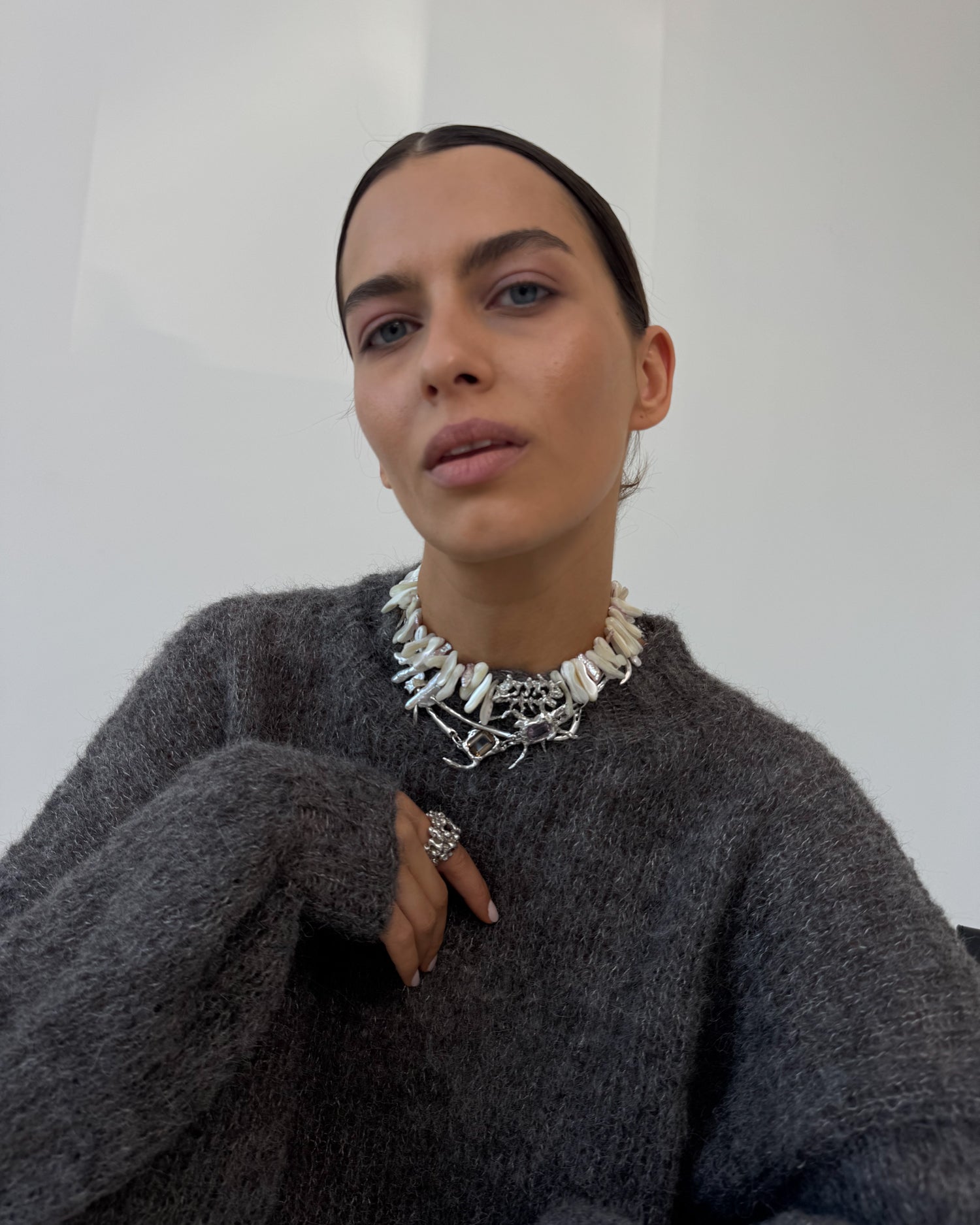 Jedwabny sweter Crafted cacao graphite