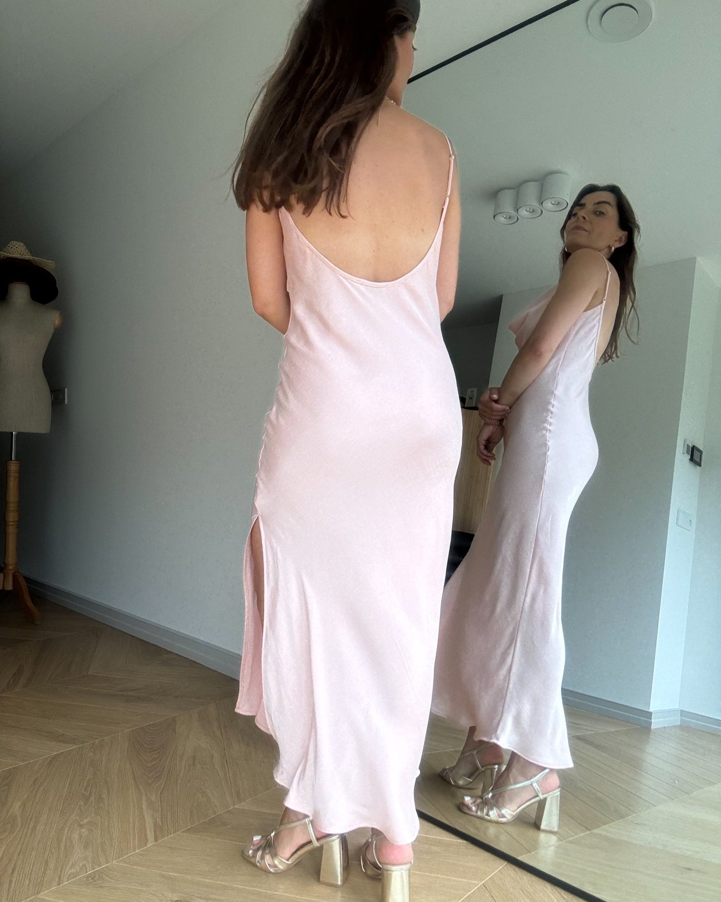 Sukienka Shape soft pink