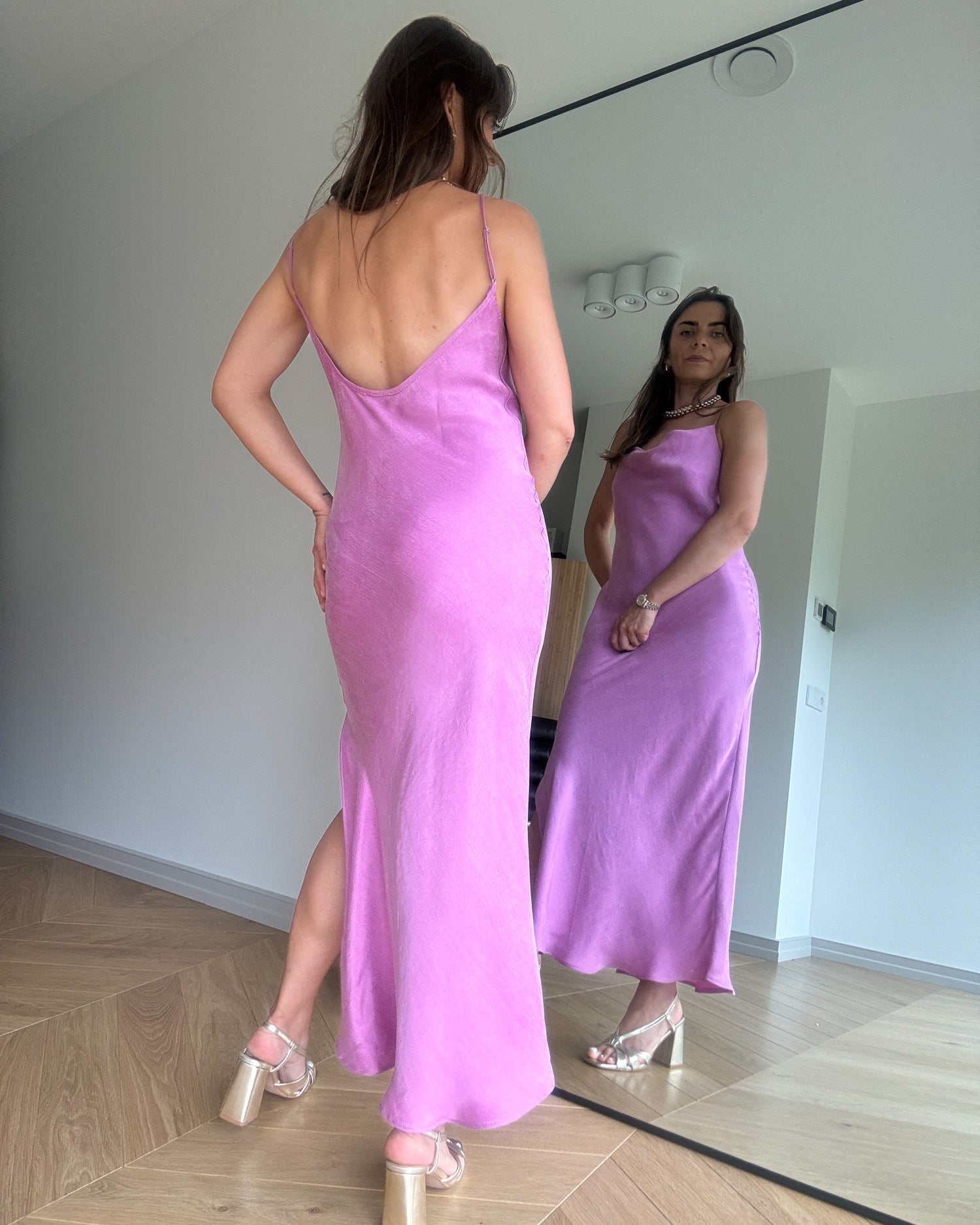 Sukienka Shape pastel rose