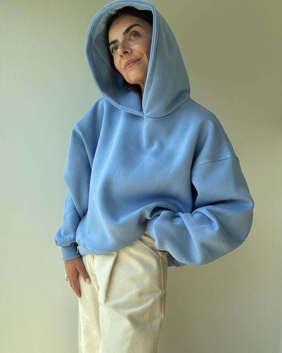 Damska bluza z kapturem w kolorze sky blue, styl casual