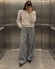 Kardigan Kid Mohair Beige z poduszkami – pełna sylwetka